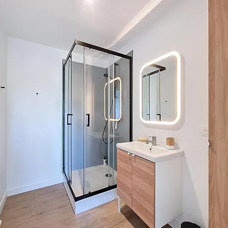 L'urbaine, Maison De Spacieuse, Jardin, Wifi *