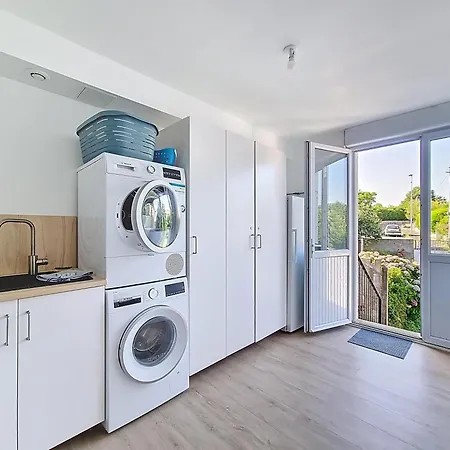 L'urbaine, Maison De Spacieuse, Jardin, Wifi لا روش سور يو