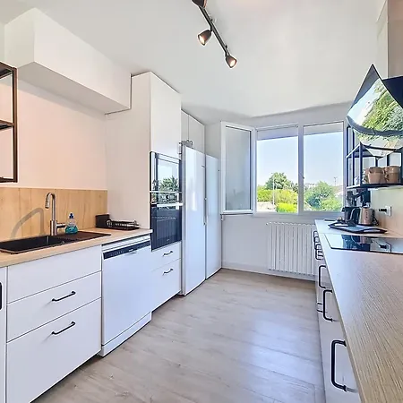 Διαμέρισμα L'urbaine, Maison De Spacieuse, Jardin, Wifi *