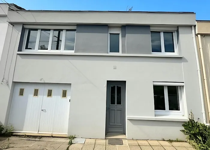 L'urbaine, Maison De Spacieuse, Jardin, Wifi Appartement