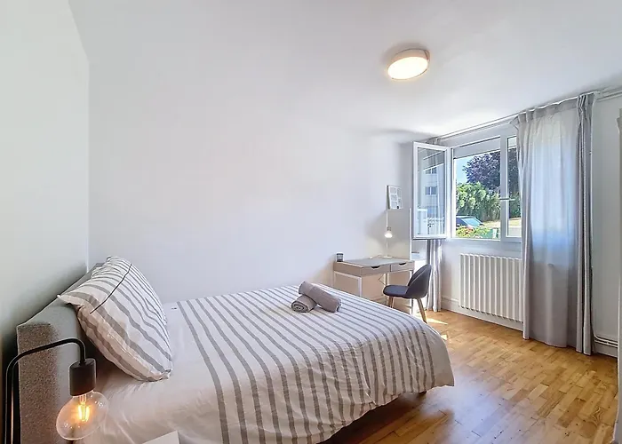 L'urbaine, Maison De Spacieuse, Jardin, Wifi Appartement