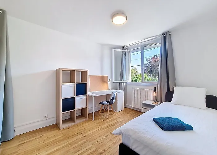 L'urbaine, Maison De Spacieuse, Jardin, Wifi *